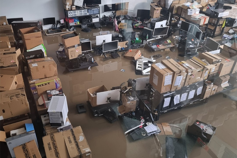 21-Floods-computer-shop-Floods-warehouse.jpg